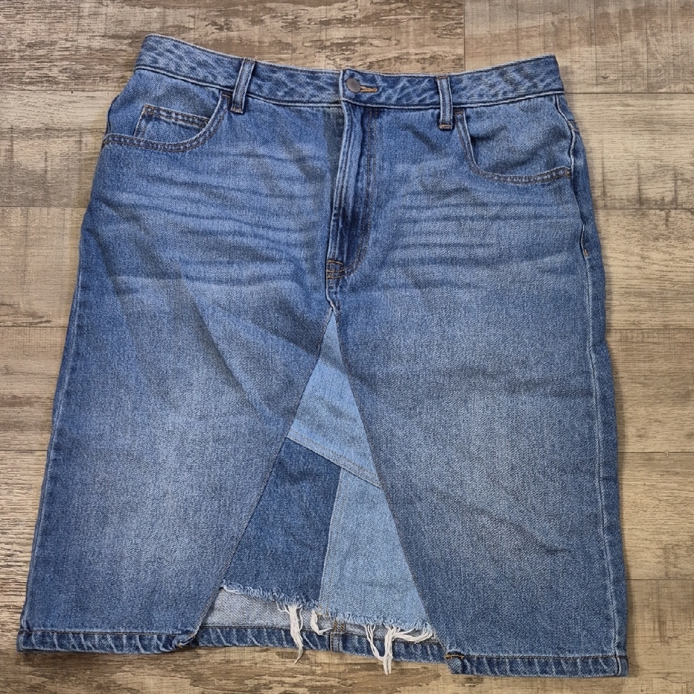Time and Tru Denim Apparel